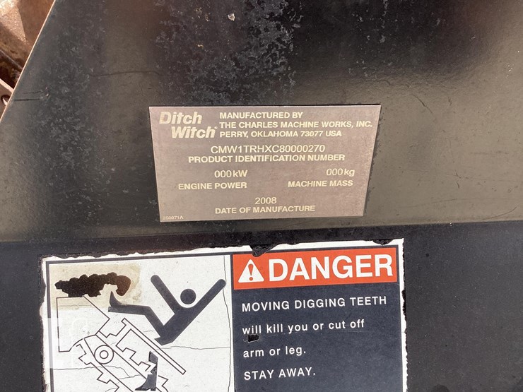 2009-ditch-witch-r300-image-13