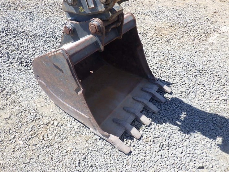 2019-bobcat-e85-image-7