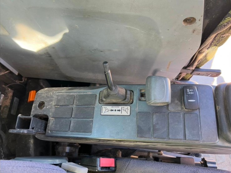 2020-bobcat-e145-image-39