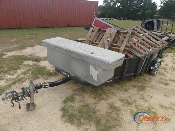 trailer-(no-title---bill-of-sale-only)-w/-wooden-walls-and-contents-image-2