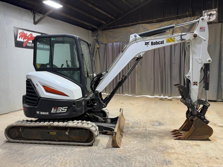 2020-bobcat-e35-image-6