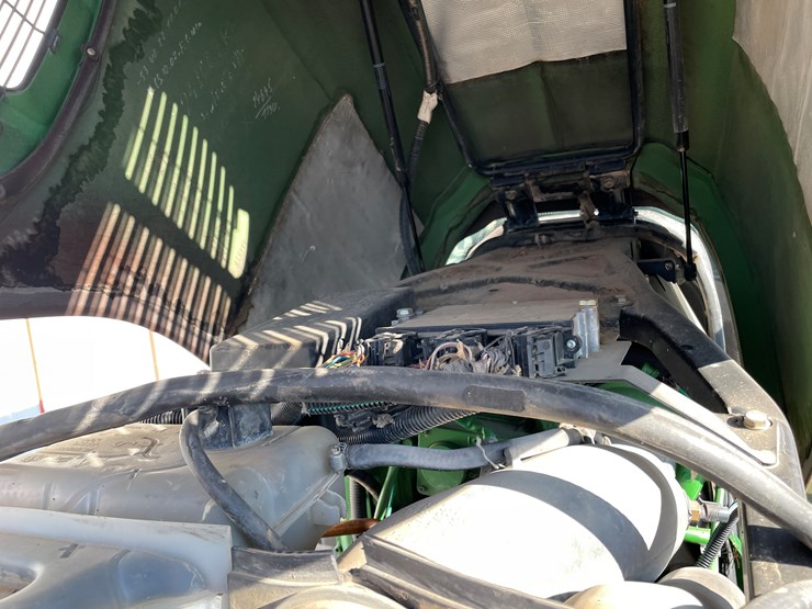 john-deere-7230-premium-image-16