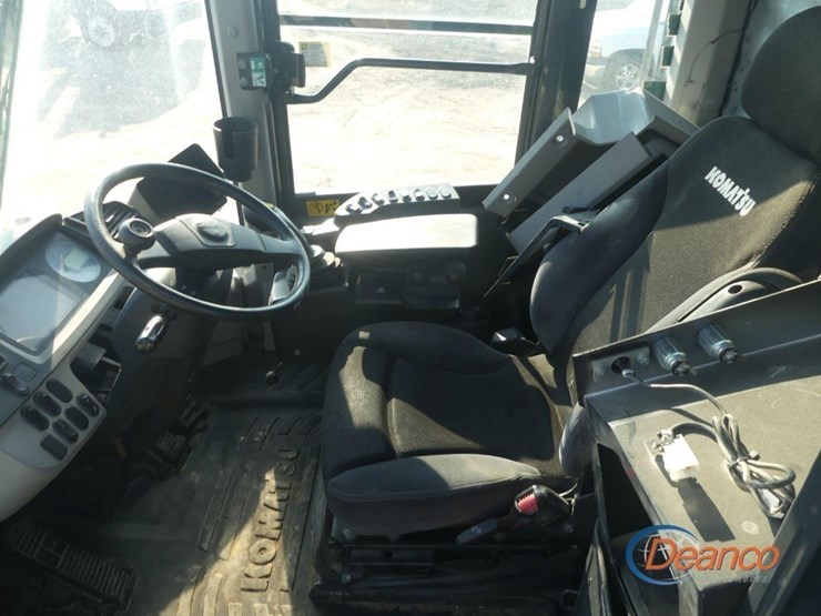 2018-komatsu-wa380-8-image-14