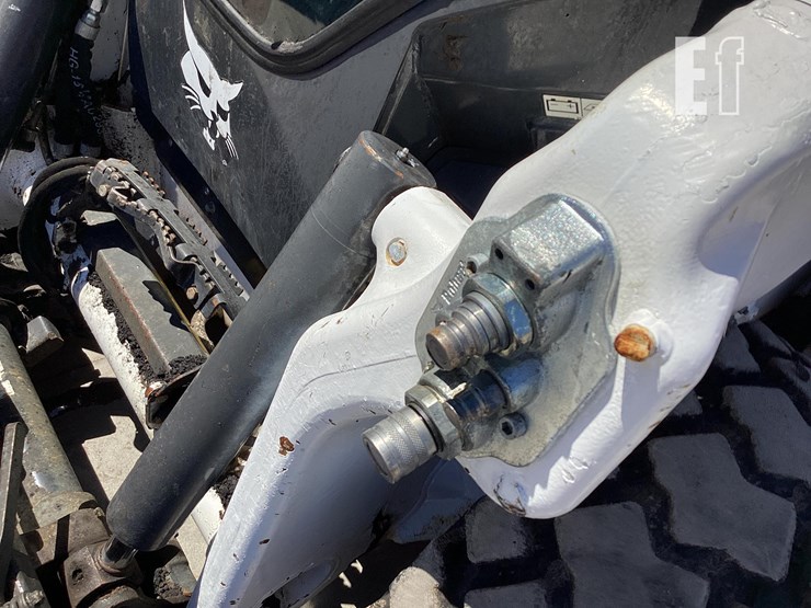 2021-bobcat-s76-image-11