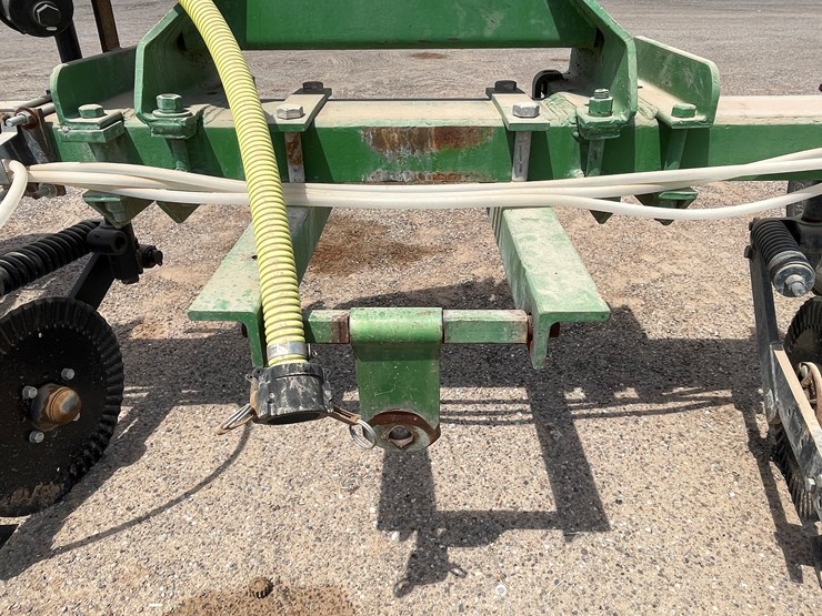 #9018-•-custom-13'-3-pt-toolbar-with-yetter-injection-coulters-image-17