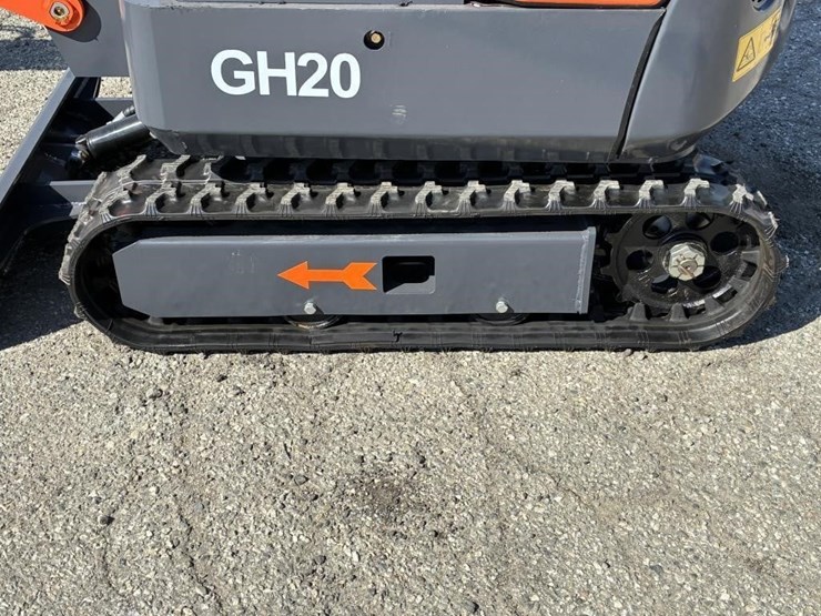 2025-aboss-gh20-hydraulic-excavator-image-12