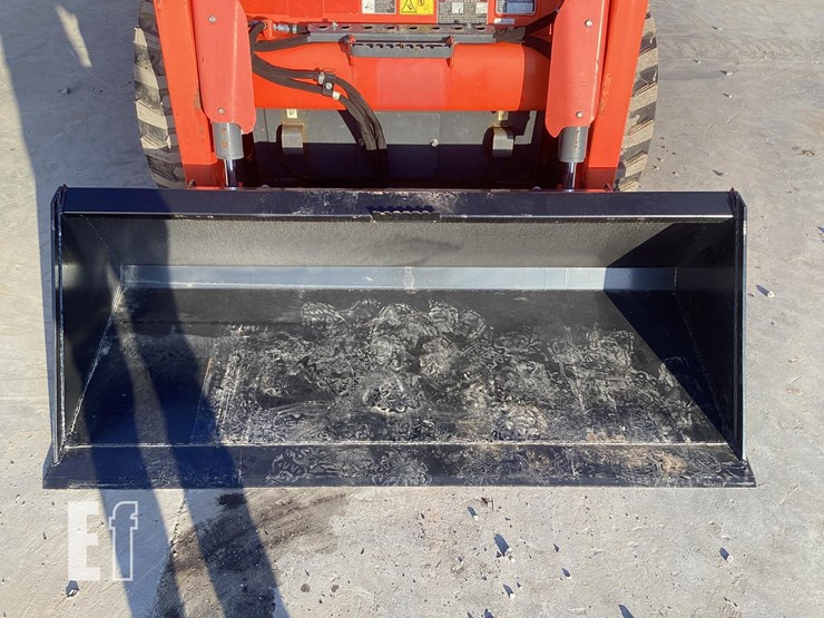 2018-kubota-ssv65-image-11