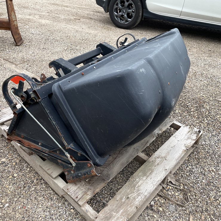 #9869 • Exmark UVD60 Bagger