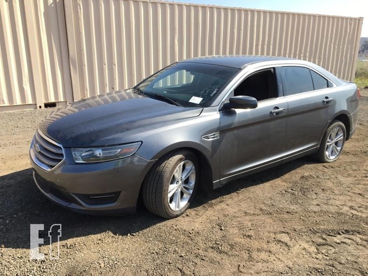 2016-ford-taurus-sel-image-1