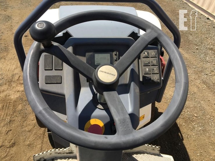 2019-dynapac-cc1200-image-6