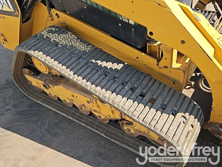 2016-caterpillar-289d-image-11