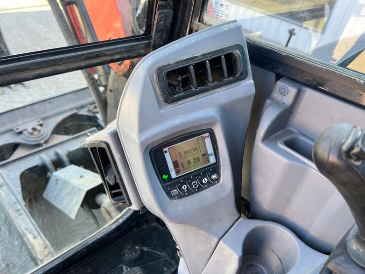2015-kubota-kx080-4-image-30
