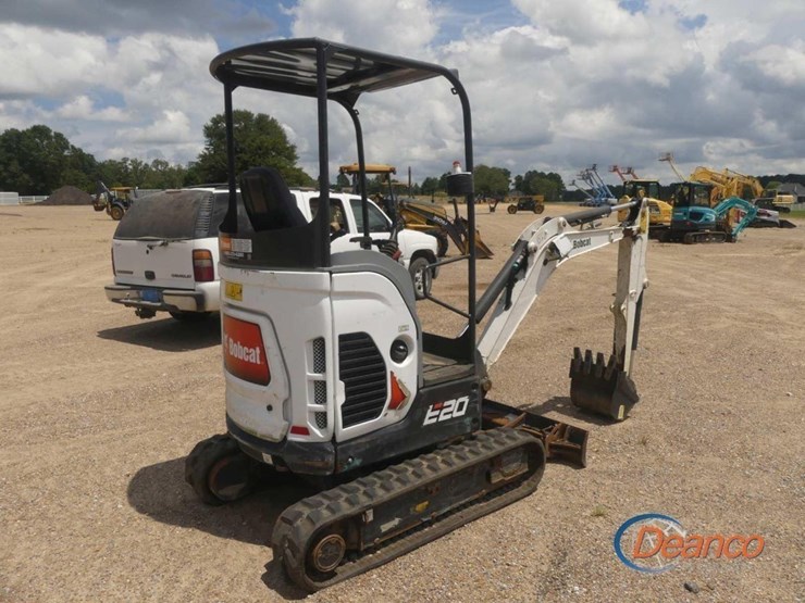 2020-bobcat-e20-image-2