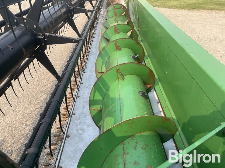 2005-john-deere-635f-image-12