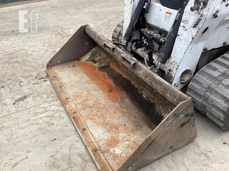 2017-bobcat-t870-image-9