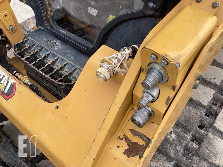 2021-caterpillar-259d3-image-11