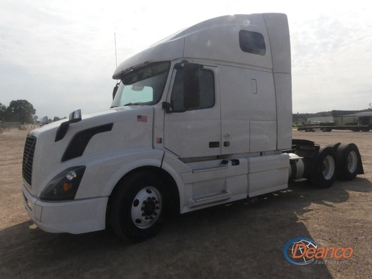 2016-volvo-vnl-truck-tractor,-s/n-4v4nc9eh1gn951258:-t/a,-sleeper,-volvo-d13-425hp-eng.,-ishift-auto,-12.5k-front,-38k-rears,-295/75r22.5-tires,-875k-mi.-image-23