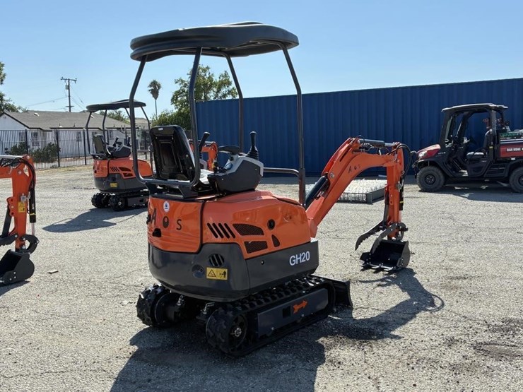 2025-aboss-gh20-hydraulic-excavator-image-3