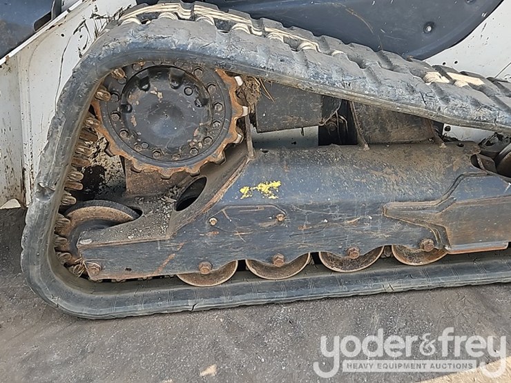 2021-bobcat-t64-image-9