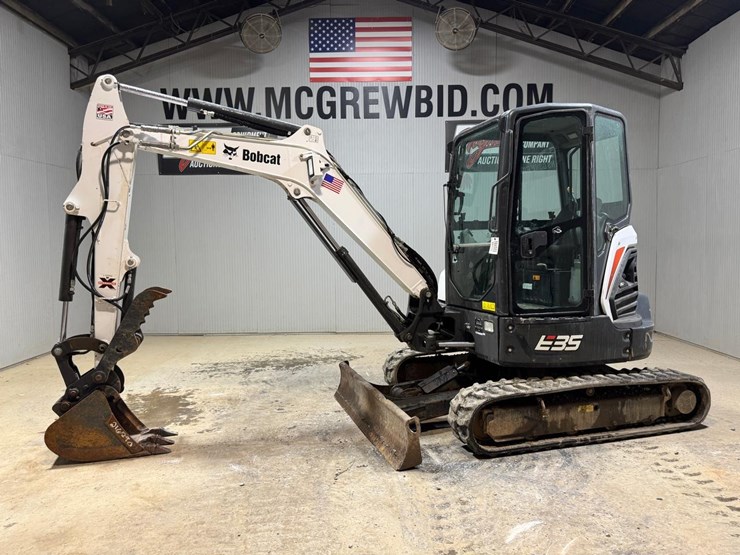 bobcat-e35i-image-1