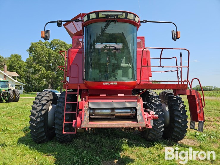 2005-case-ih-2388-image-2