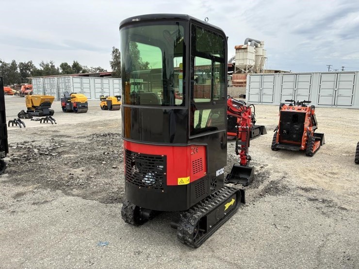 2025-vicsec-vc13c-hydraulic-excavator-image-3