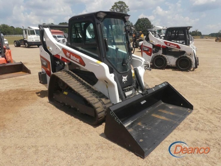 bobcat-t66-image-1