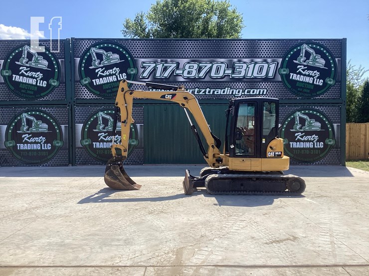 2019-caterpillar-305-image-1