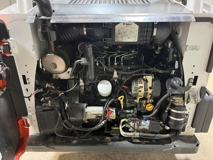2018-bobcat-s595-image-15