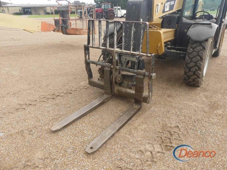 2014-caterpillar-tl642c-image-6