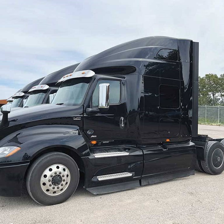 2022 INTERNATIONAL LT