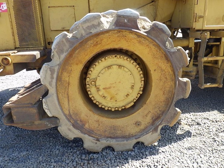 1986-caterpillar-825c-image-57