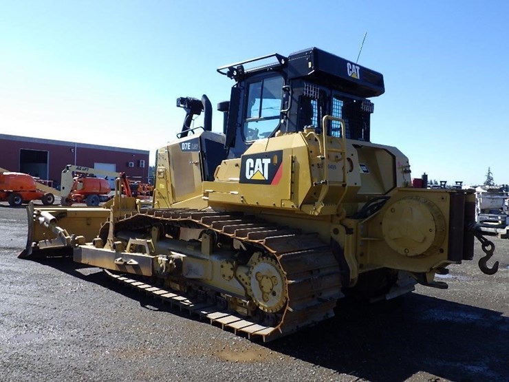 2019-caterpillar-d7e-lgp-image-7