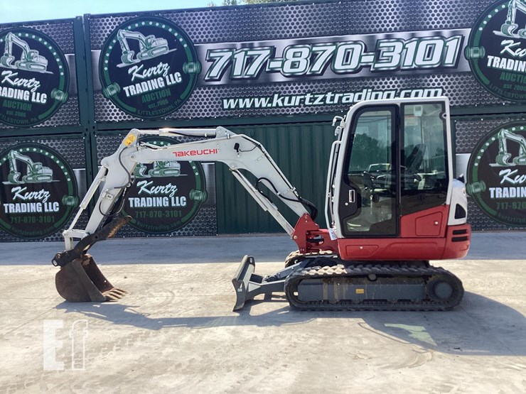 2022-takeuchi-tb235-2-image-1