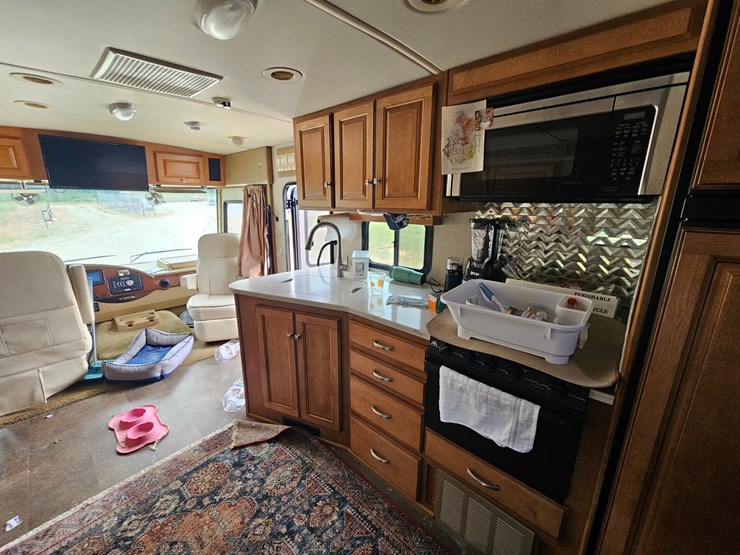 #21543-•-2014-ford-f53-motorhome-image-89