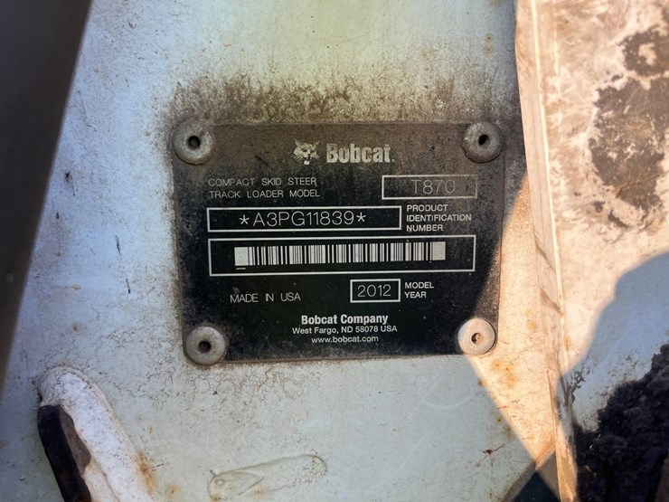 2012-bobcat-t870-image-30
