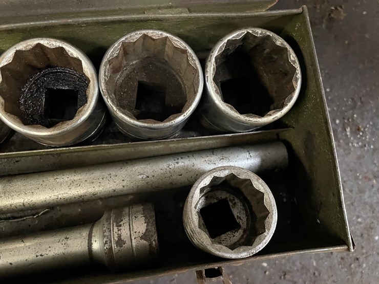 #8409-•-sk-socket-set-image-5