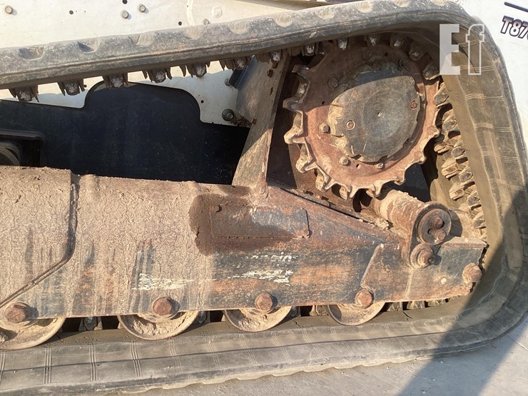 2020-bobcat-t870-image-11