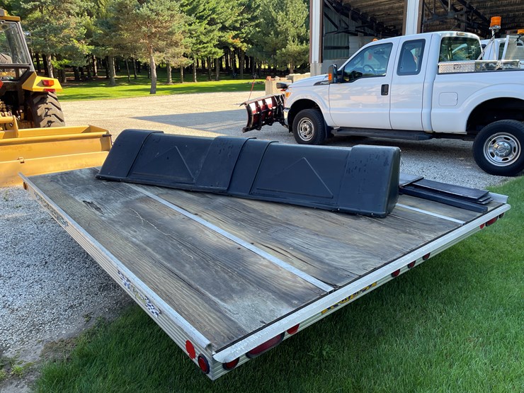 #1583-•-sled-bed-10'-snowmobile-trailer-(no-title)-image-7