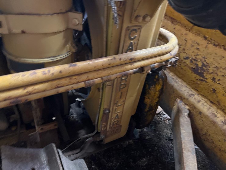 caterpillar-d2-image-32