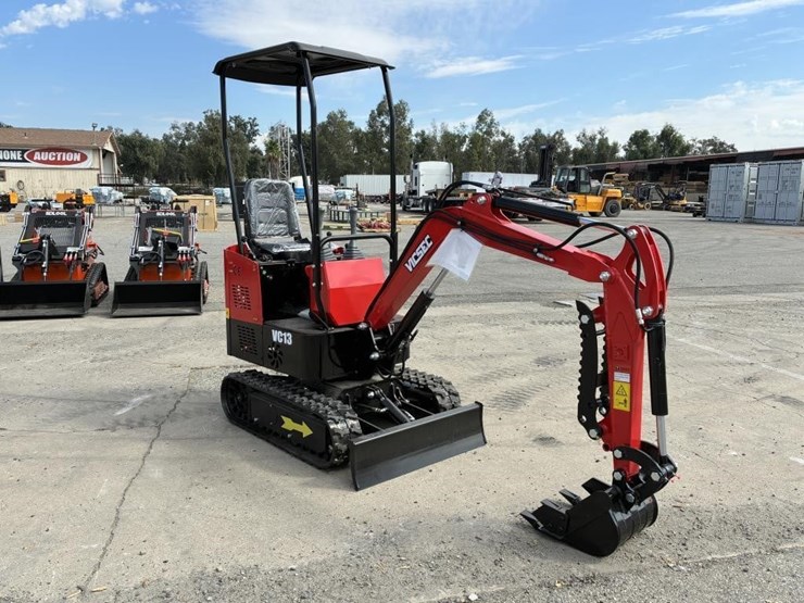 2025-vicsec-vc13-hydraulic-excavator-image-2