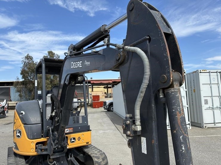 2024-deere-35g-image-7
