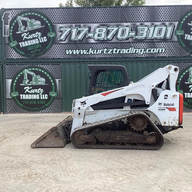 2017 BOBCAT T870