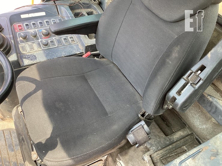 2002-deere-724j-image-12