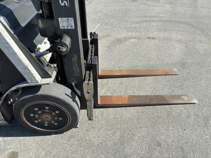 2015-unicarriers-mcp1f2a20lv-forklift-image-6