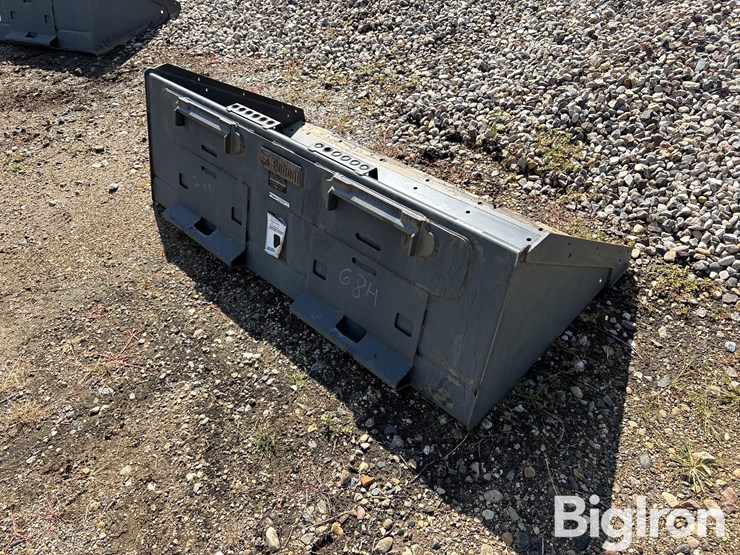 bobcat-68”-heavy-duty-skid-steer-bucket-image-5