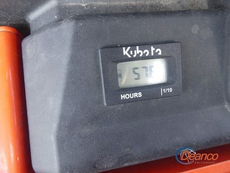 2017-kubota-z421kw-zero-turn-mower,-s/n-15592:-rollbar,-gas-eng.,-54"-cut,-578-hrs-image-7