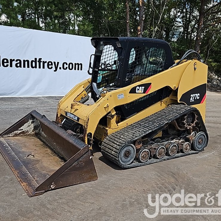 2006 CATERPILLAR 277D