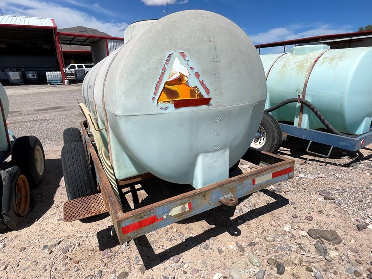 #9139-•-1000-gallon-fertilizer-tank-image-4