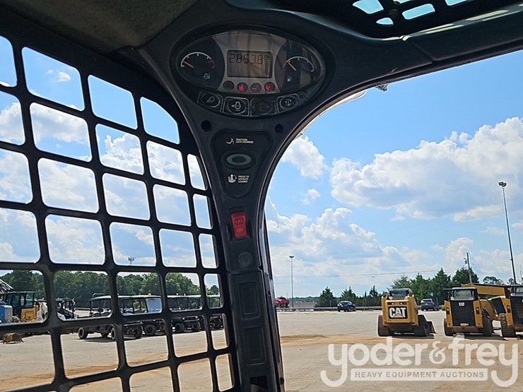 2014-bobcat-t650-image-30